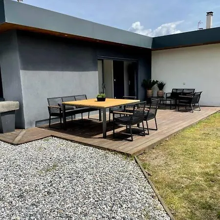 Moderne Avec Jacuzzi, Au Pied De La 라벤느