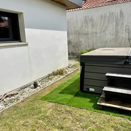 Moderne Avec Jacuzzi, Au Pied De La Villa Labenne